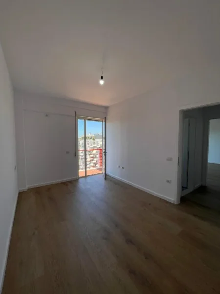 Tirane, shes apartament 1+1+Aneks+Ballkon Kati 7, 76 m² 130.000 € (DON BOSKO)