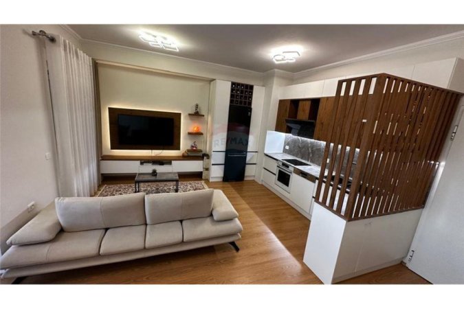 Tirane, shitet apartament 1+1 Kati 5, 63 m² 95.000 € (Rruga PASHO HYSA - Ali Demi)