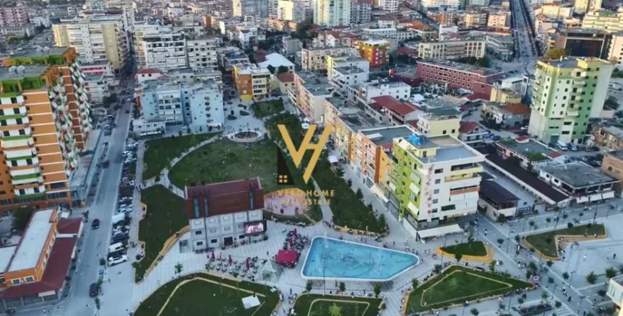 Fier, shitet dyqan Kati 0, 64 m² 96.000 € (FIER)