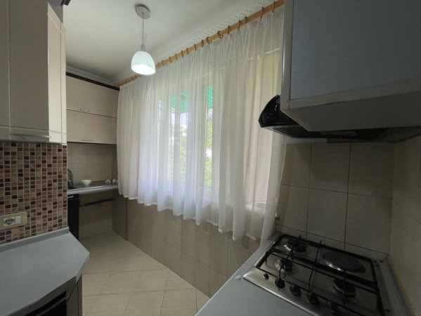 Tirane, jepet me qera 2+1+Aneks Kati 3, 80 m² 450 € (Xhamfize keko, Varri Bam)