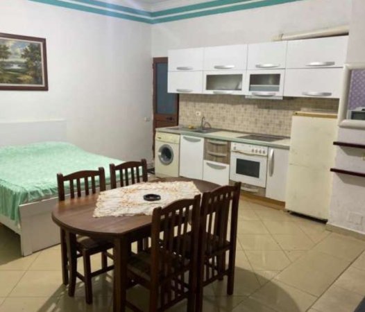 Tirane, jepet me qera garsoniere Kati 1, 40 m² 250 € (Selite)