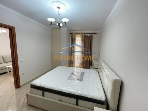 Tirane, jepet me qera apartament 1+1 Kati 3, 77 m² 600 € (Selvia)
