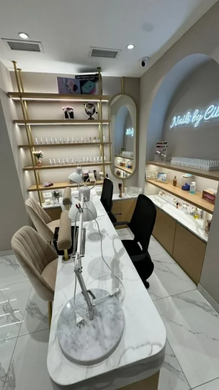 Tirane, shes ambjent biznesi Kati 0, 57 m² 35.000 € (Sheshi Willson)