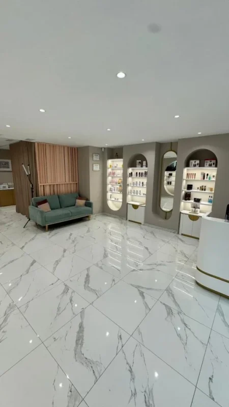 Tirane, shes ambjent biznesi Kati 0, 57 m² 35.000 € (Sheshi Willson)