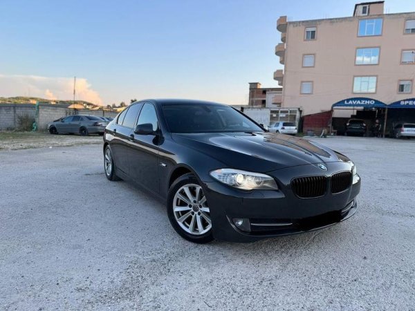 Fier, shes makine BMW SERIA 5 Benzin, e zeze automatik 259.000 km