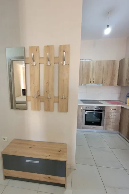 Tirane, jepet me qera apartament 1+1+Ballkon Kati 7, 55 m² 400 € (Astir)