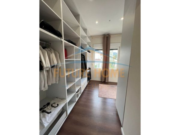 Tirane, jepet me qera Vile 3+1+Ballkon Kati 2, 541 m² 3.300 € (Xhaferr Shaba)