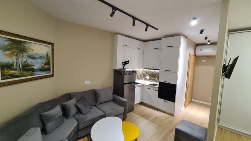 Tirane, jepet me qera apartament 1+1 Kati 3, 45 m² 340 € (BULEVARDI MIGJENI)