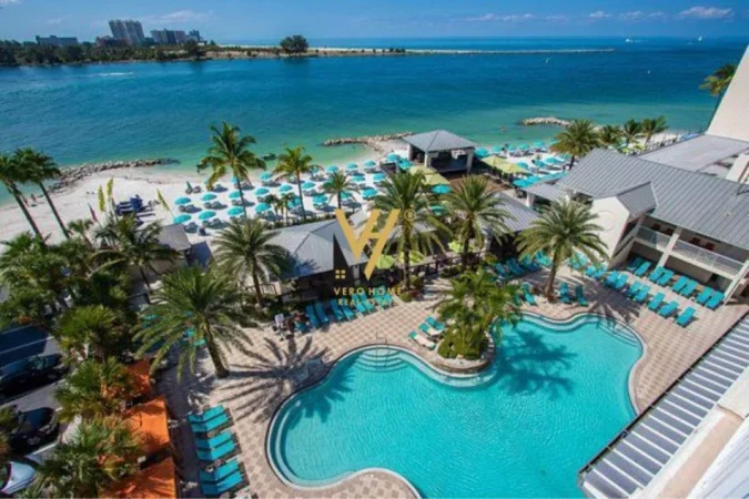 Qerret, shitet hotel Kati 0, 6.000 m² 15.000.000 € (QERRET)