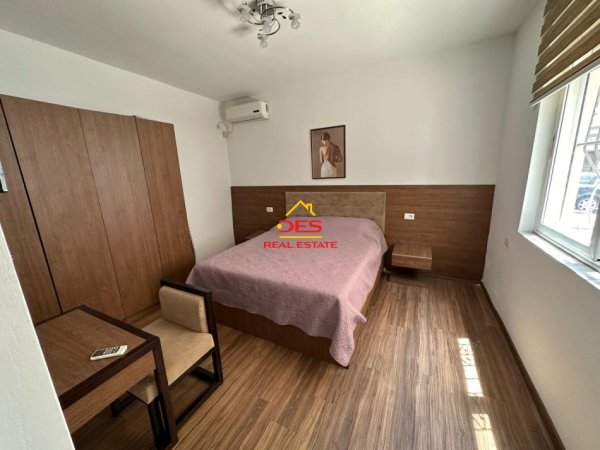 Vlore, shitet shtepi 2+1 Kati 1, 184 m² 170,000 € (Rruga Drashovica)