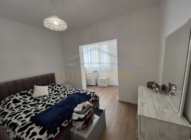 Tirane, shitet apartament 1+1+Ballkon Kati 4, 79 m² 120.000 € (Brryli)