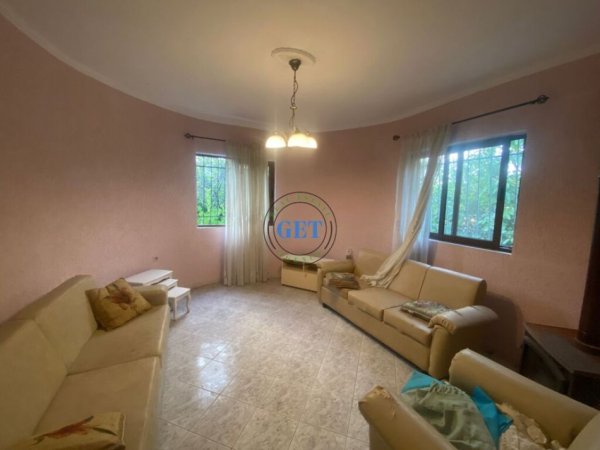 Durres, shitet shtepi 2+1+Ballkon Kati 0, 98 m² 83.000 € (Prane shkolles Hajdar Dushi)