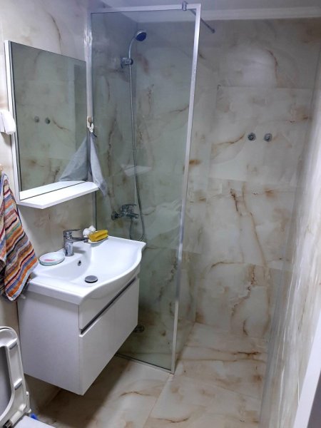 Okazion !!! Shitet ambienti, 41 m² 95.000 €  Myslym Shyri !!!