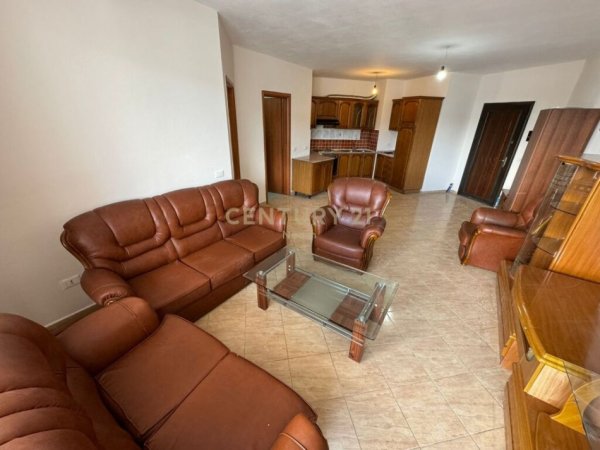 Tirane, shitet apartament Kati 8, 73 m² 73.000 € 