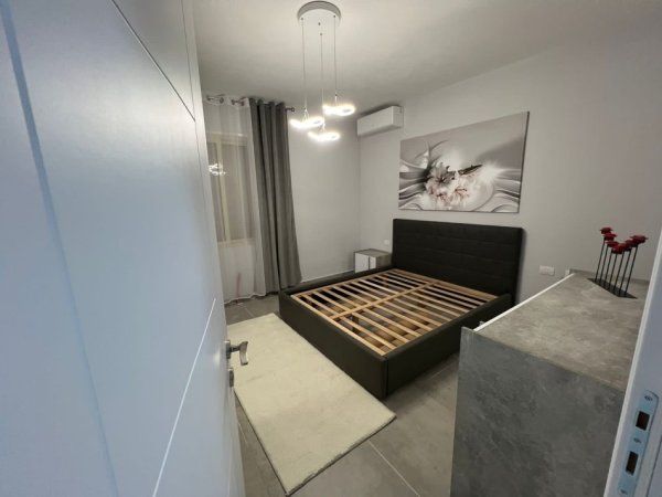 Tirane, jepet me qera apartament 1+1+Ballkon Kati 4, 1 m² (Rruga e ullishteve)