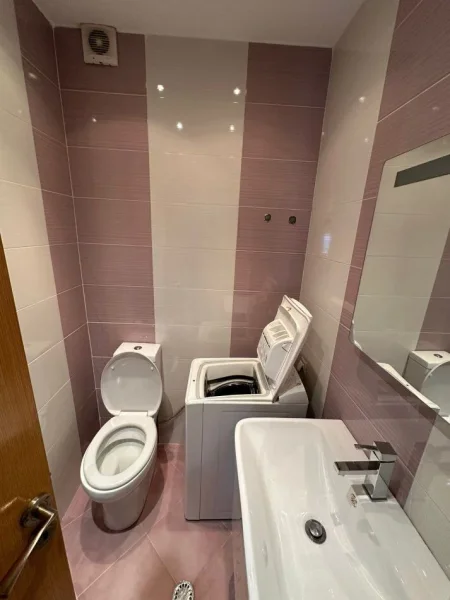 Tirane, jepet me qera 2+1+Ballkon , (TE 3- SHI )