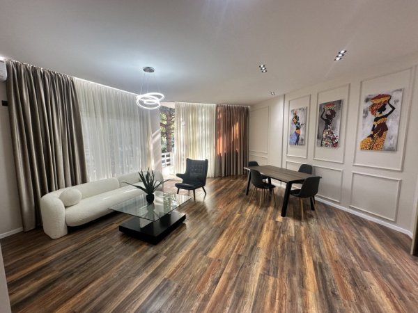 Gjiri Lalezit |Durrres, shitet apartament 2+1+2, Kati 2, 125 m² 275,000 €
