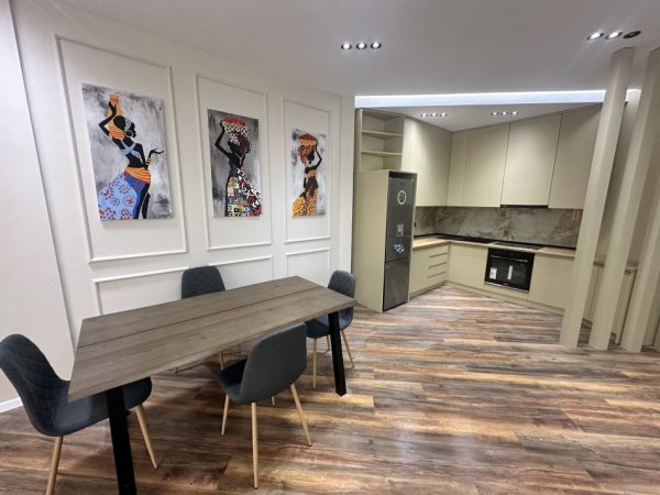 Gjiri Lalezit |Durrres, shitet apartament 2+1+2, Kati 2, 125 m² 275,000 €