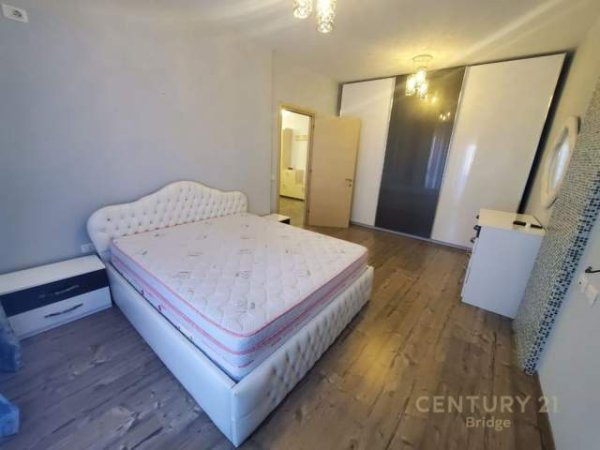 Tirane, jepet me qera apartament 2+1+A+BLK Kati 7, 106 m² 500 Euro (21 Dhjetori)