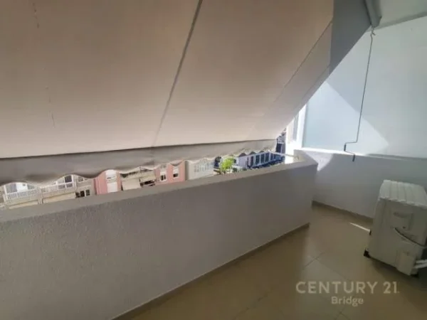 Tirane, jepet me qera apartament 2+1+A+BLK Kati 7, 106 m² 500 Euro (21 Dhjetori)