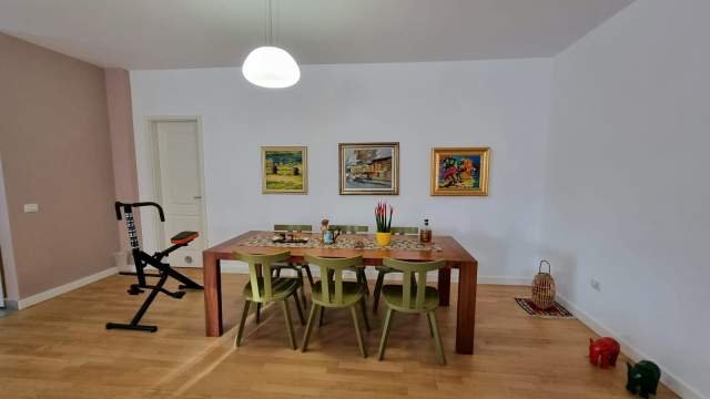 Tirane, jepet me qera apartament 3+1+A+BLK 185 m² 1.500 Euro (Touch of the sun, Tirane!)