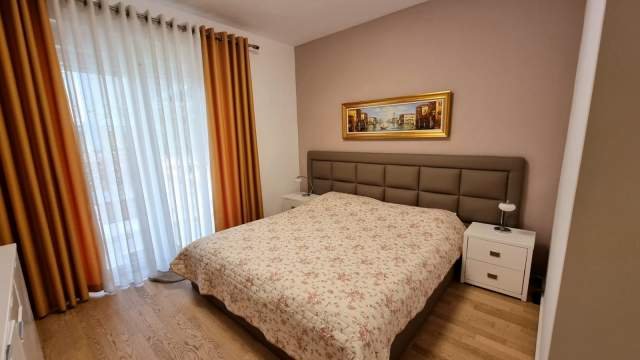 Tirane, jepet me qera apartament 3+1+A+BLK 185 m² 1.500 Euro (Touch of the sun, Tirane!)