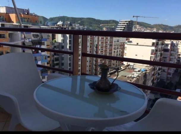 Tirane, jepet me qera apartament Kati 8, 100 m² 220.000 Euro