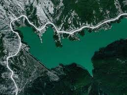 Tirane, shes truall 15.000 m² 300.000 Euro (Peze)