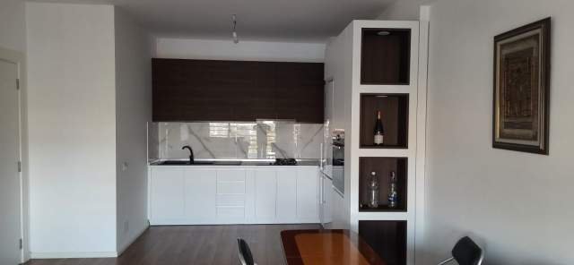 Tirane, jepet me qera apartament 1+1+BLK Kati 6, 90 m² 350 Euro (dritan hoxha)