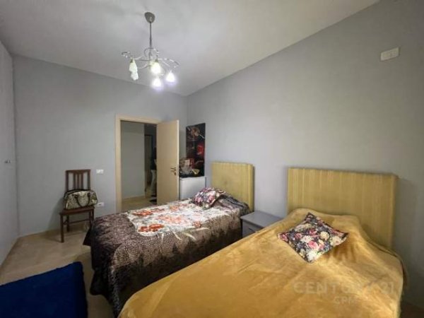 Tirane, jepet me qera apartament 2+1+BLK Kati 2, 114 m² 400 Euro