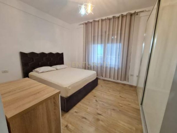 Tirane, jepet me qera apartament 2+1+BLK Kati 2, 120 m² 600 Euro (Kopshti zoologjik)