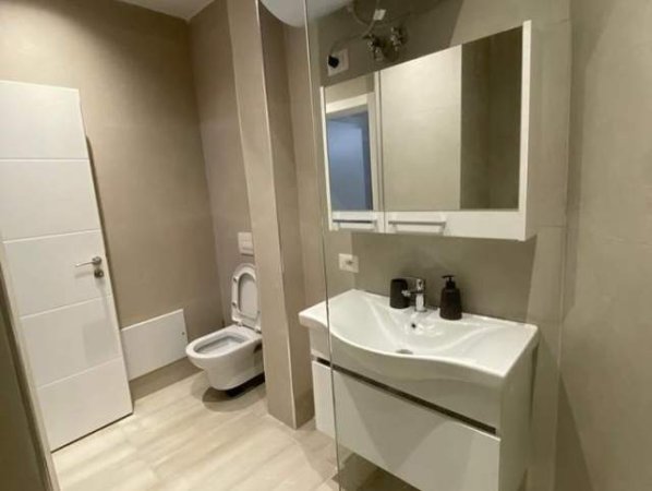 Tirane, jepet me qera apartament 1+1+BLK Kati 2, 55 m² 450 Euro (21 dhjetori)