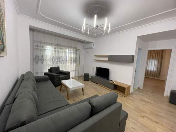 Tirane, jepet me qera apartament 2+1+A+BLK Kati 2, 150 m² 600 Euro (kopshti zoologjik)