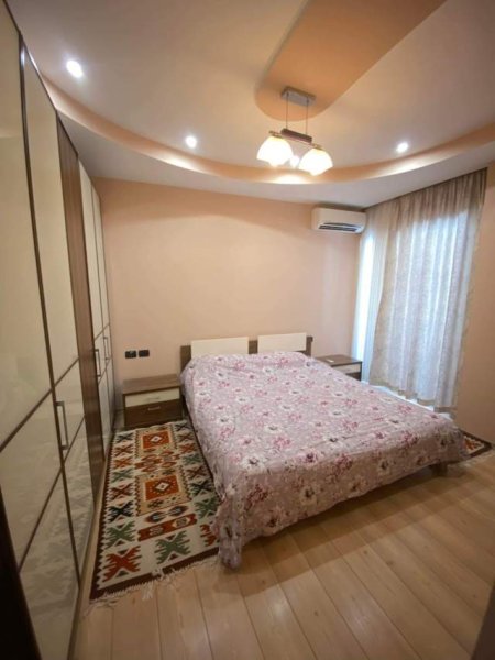 Tirane, jepet me qera apartament 2+1+A+BLK Kati 4, 100 m² 450 Euro (oxhaku)