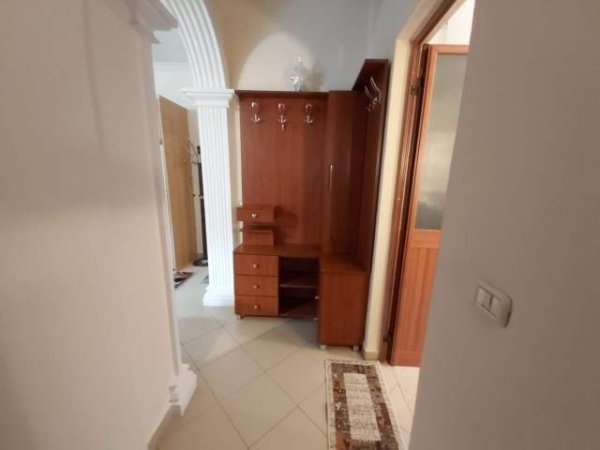 Tirane, jepet me qera Vile 2+1+BLK Kati 2, 85 m² 350 Euro (vilat gjermane)