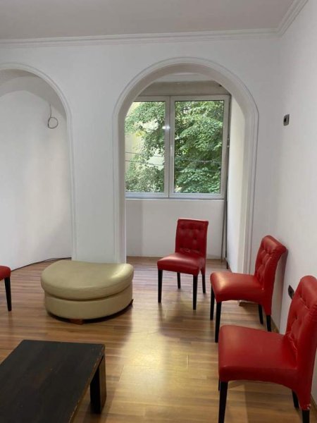 Tirane, jepet me qera apartament 2+1+A+BLK Kati 1, 98 m² 450 Euro (Stadiumi Dinamo)