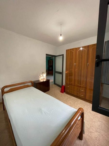 Tirane, jepet me qera apartament 2+1+BLK Kati 1, 70 m² 30.000 Leke (siri kodra)