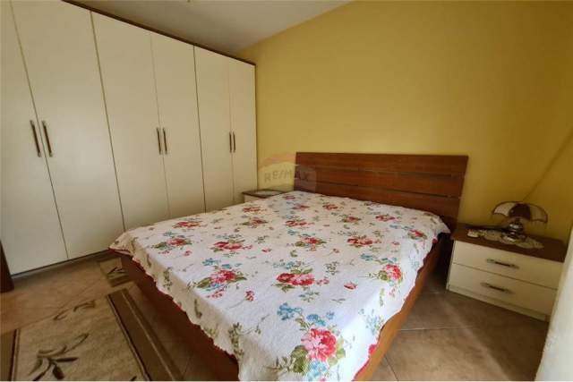 Tirane, jepet me qera apartament 3+1+BLK Kati 3, 120 m² 580 Euro (liceu artistik)