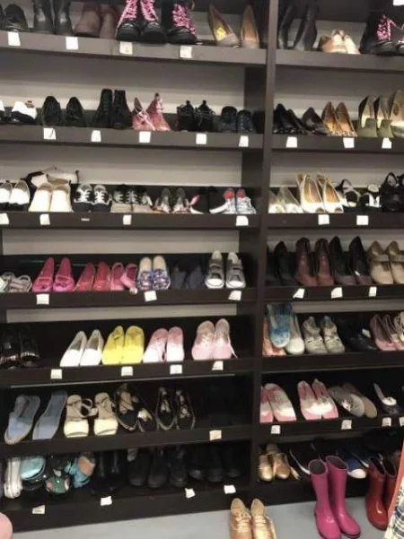 Tirane, shes dyqan Kati 0, 250 m² 20.000 Euro