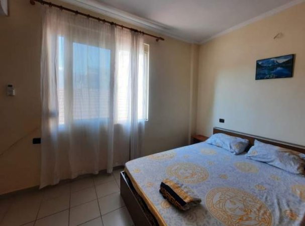 Tirane, jepet me qera apartament 1+1 Kati 3, 36 m² 330 Euro (siri kodra)