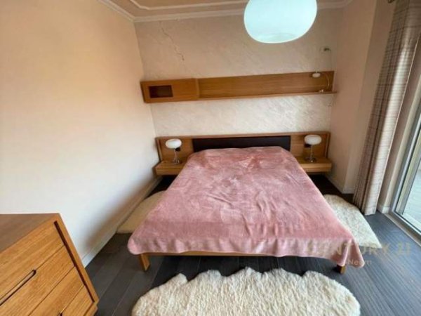 Tirane, jepet me qera apartament 2+1+A+BLK Kati 6, 112 m² 800 Euro (Pavaroti)