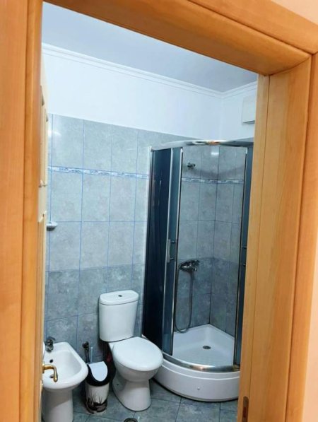 Tirane, jepet me qera Apartament 2+1+BLK Kati 1, 135 m² 350 Euro (Teodor Keko)