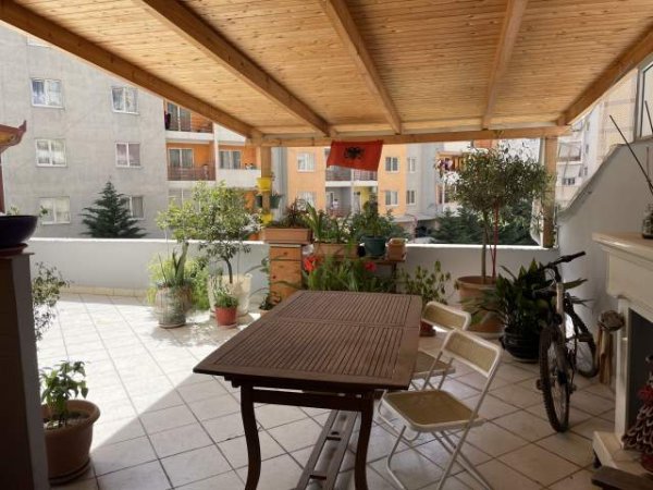 Tirane, jepet me qera Apartament 2+1+BLK Kati 1, 135 m² 350 Euro (Teodor Keko)