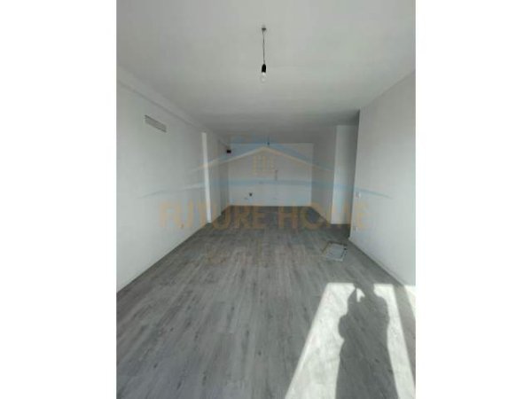 Tirane, jepet me qera apartament 2+1+BLK Kati 4, 113 m² 450 Euro (Teodor keko)