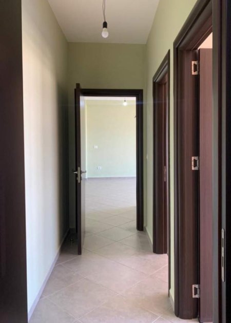 Tirane, jepet me qera apartament 2+1+BLK Kati 7, 125 m² 400 Euro (karl gega)