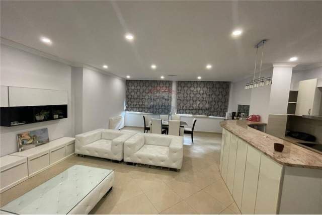 Tirane, jepet me qera apartament 2+1 Kati 7, 110 m² 650 Euro (kopshti zologjik)