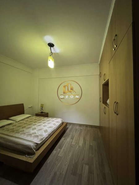 Tirane, jepet me qera apartament 2+1+BLK Kati 1, 100 m² 500 Euro (rruga shyqyri brari)
