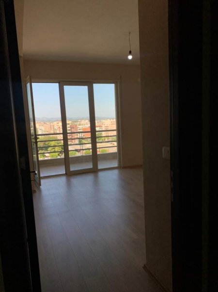 Tirane, jepet me qera 2+1+BLK Kati 7, 125 m² 400 Euro