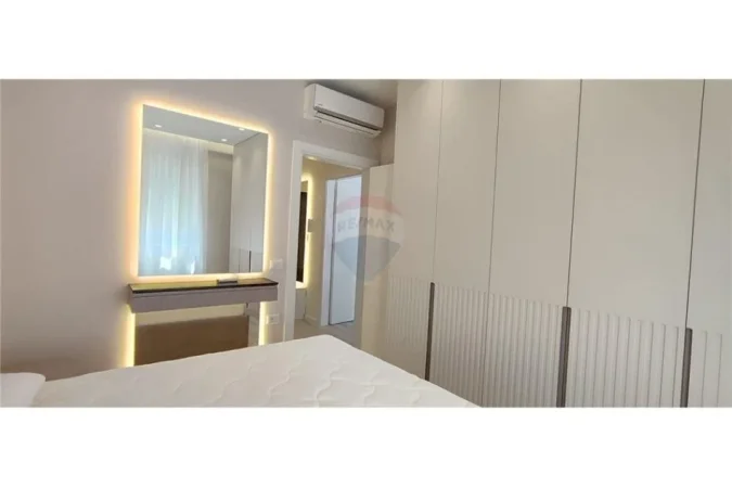 Tirane, shitet apartament 1+1 Kati 4, 62 m² (Selite)