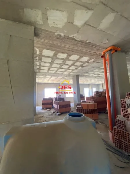 Vlore, shitet hotel Kati 10, 595 m² 804.505 € (Rruga Ismail Qemali)